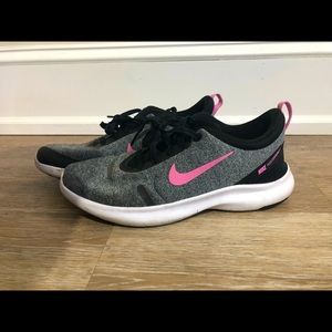 Nike Flex Experience 8